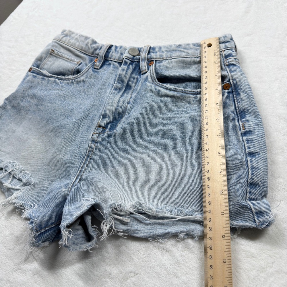[BLANKNYC] The Reeve Ultra Hi-Rise Denim Shorts Womens 27‎ Light Wash Excellent - Picture 10 of 10